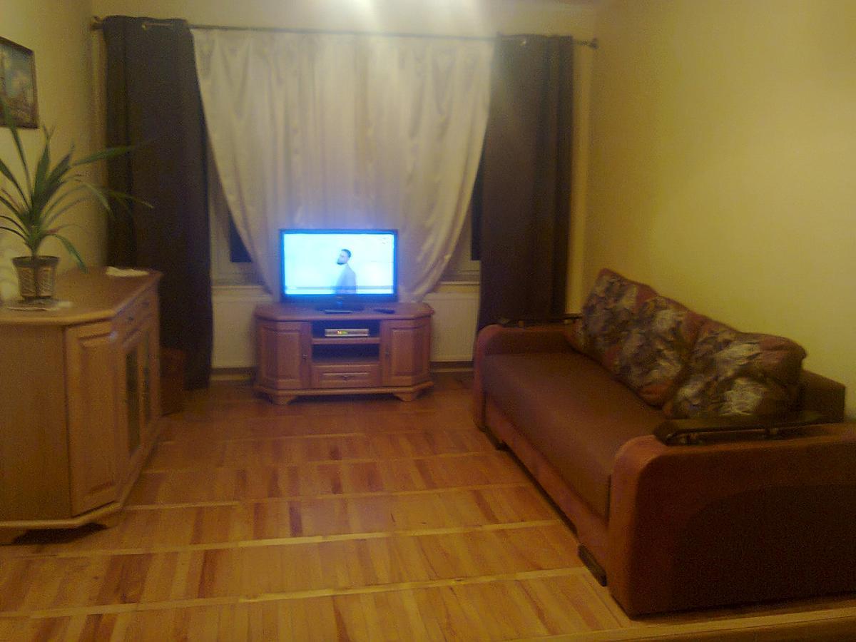 לבוב Apartment With Balcony מראה חיצוני תמונה